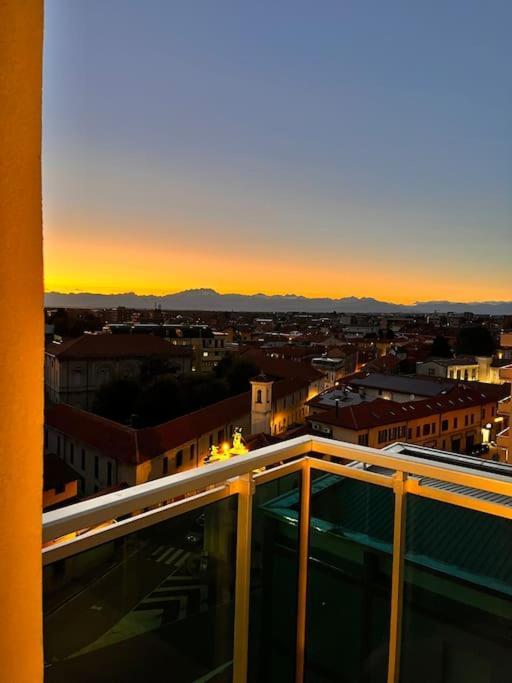 Le Ballerine Di Silvana - Panoramico E Luminoso Busto Arsizio Luaran gambar